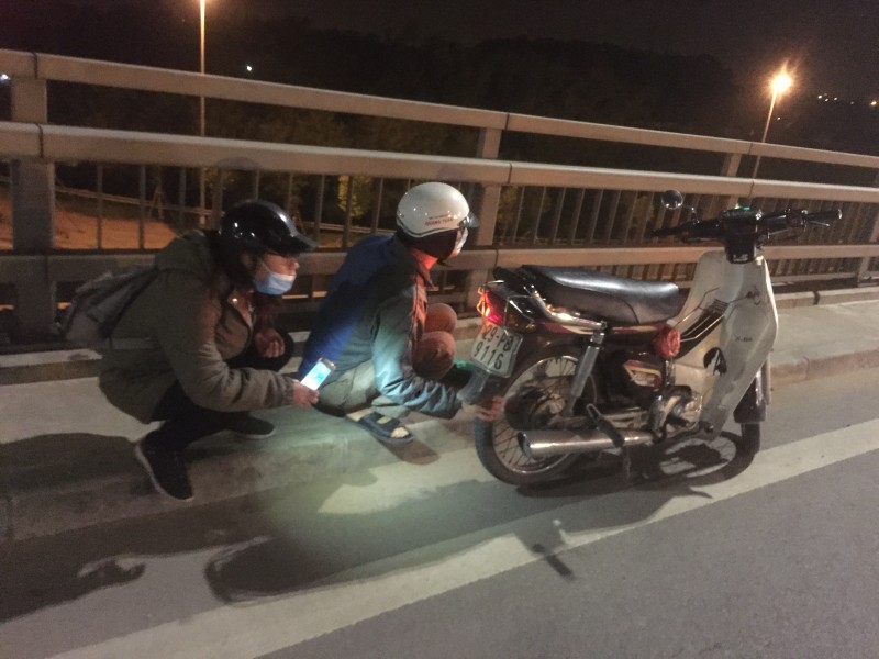 Các dịch vụ cứu hộ xe máy tại cầu Nhật Tân Hà Nội